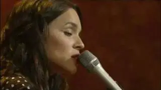 Norah Jones - Don't Know Why Live 2007.