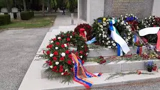 9 мая в Австрии. Кладбище СОВЕТСКИМ ВОИНАМ ОСВОБОДИТЕЛЯМ