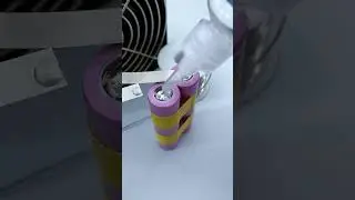 Use flux to solder quickly, safely and firmly #solder #welding #flux #electric soldering iron