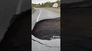 Massive sinkhole prompts highway closure in California