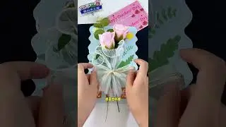 Making a super simple three-dimensional bouquet greeting card is perfect for children who haven'