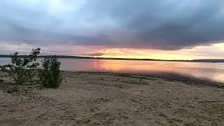 Шикарный летний рассвет Движение облаков река Волга Чувашия таймлапс