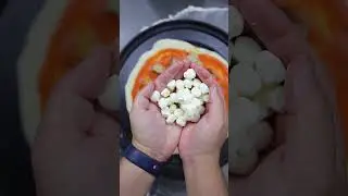 Пицца баффало с куриными нагетсами 🍗