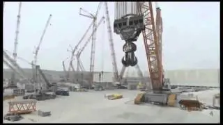 Самый огромный гусеничный кран в мире
