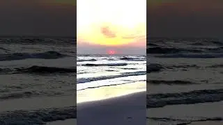 A beach sunrise early christmas morning Happy new year  #adventures #smartphone