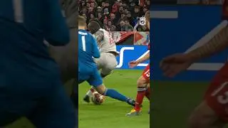 Sadio Spins Neuer #OTD 💫