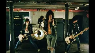 Ramones - Don't Come Close (Official Music Video)