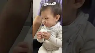 생애 첫 떡 맛보기 #아기먹방 #떡먹방