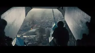 World War Z: Chaotic Car Escape Scene