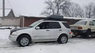 Mercedes Benz ML 500 W163 in snow