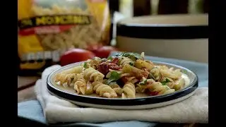 Pasta con chayote y tocino