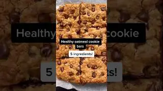 Healthy oatmeal cookie bars recipe. #oatmealcookiebars #healthycookiebars