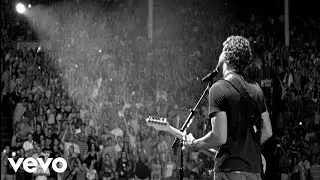 Billy Currington - That's How Country Boys Roll (Official Music Video)