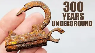 Very Old Rusty Padlock Restoration. Lock of the 17th-18th century