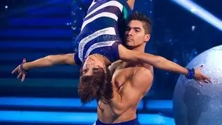 Louis Smith & Flavia Showdance to Rule The World - Strictly Come Dancing 2012 Final - BBC One