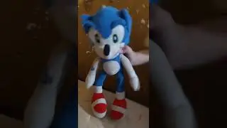 Sonic peluche 2