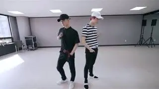 NCT U (엔시티 유) - Baby Don't Stop Dance Practice (Mirrored)