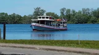 GUIDED BOAT TOUR OF PRESQUE ISLE BAY/LAKE ERIE! (4K)