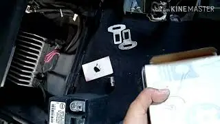 Mercedes Benz G Class Auxiliary Battery replace.