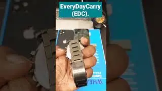 what's in my pocket shorts . EveryDay Carry (EDC) #shorts #edc #everydaycarry #gadgets #trending