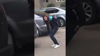 Девушка под Спайсом!