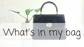 What's in my bag | Carry less