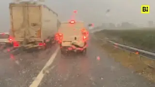 Brescia, violenta grandinata in Franciacorta: sfondati i parabrezza delle auto