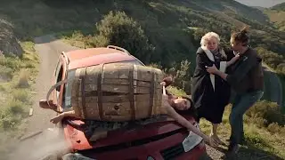 ОБНАЖЁННЫЙ ЖЕНСКИЙ ТРУП В БОЧКЕ НА ДОРОГЕ! ТАК УБИВАЛИ ВЕДЬМ В СРЕДНИЕ ВЕКА... Убийство в Коллиуре