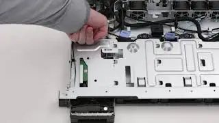 Dell EMC PowerEdge R350: Remove/Install Coldswap HDD