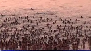 1200 голых евреев на Мёртвом море