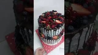 Ягодный торт на 2 кг