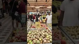 В ВОСКРЕСЕНЬЕ ЛУЧШЕ СЮДА НЕ ХОДИТЬ ЛУЛУ молл на выходных в Индии во время муссона#индия #travel
