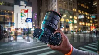 INSANE Night Photography in NEW YORK! Sony A7IV + 50mm F1.2 GM