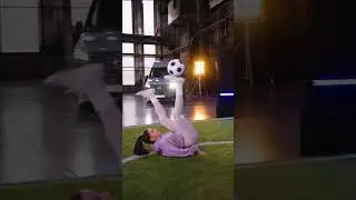 Check out Alice´s football tricks. 👀 #shorts #footballfreestyler