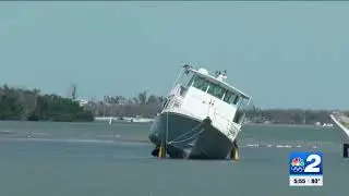 FWC to remove derelict sailboat and yacht from Captiva Bay