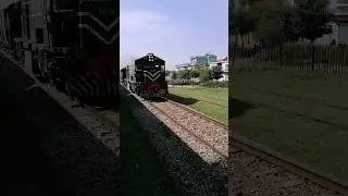 Mad Speed of Train Crossing in Pakistan