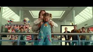 Wonder Woman 1984 (2020) - Little Girl Falling Down Saved - Mall Fight Scene - 1080p Full HD