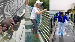 😂Funny moments about fear of heights, 😱Scariest Cliff-side Glass Walkway, Amazing chinese landscape