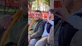 SOKAKTA EL ŞAKASI ! ( Riskli Şaka )!