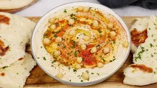 How to make the perfect hummus accompanied with homemade pita bread!