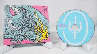 Twenty One Pilots - Scaled And Icy CD Unboxing