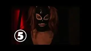 Outsiders | Dominatrixen Therese låter piskan vina