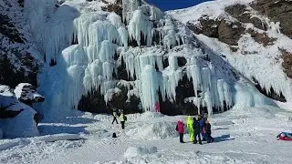 Бухта Тихая. Лёдопад.