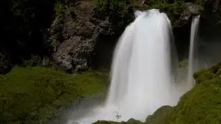 ♥♥ Relaxing 3-Hour Video of Large Waterfall