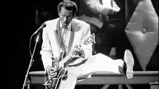 1965 Chuck Berry 'Little Queenie' (Old Footage)