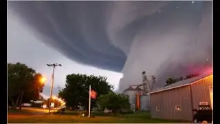 How Tornadoes Form