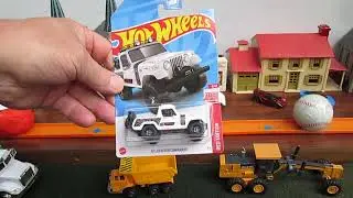 RED EDITION 2023 Hot Wheels '67 Jeepster Commando - Toy 4x4 Unboxing & Review of a Target Exclusive