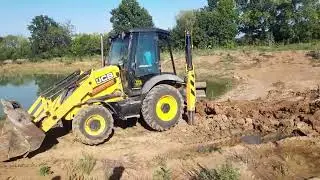 Расширяем наш пруд Фрей. Подымаем берега.